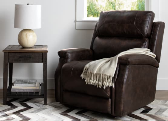 chocolate gordon 3pc sectional w/chaise