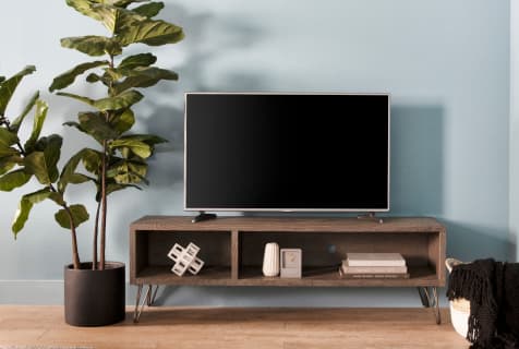 tv console decor idea