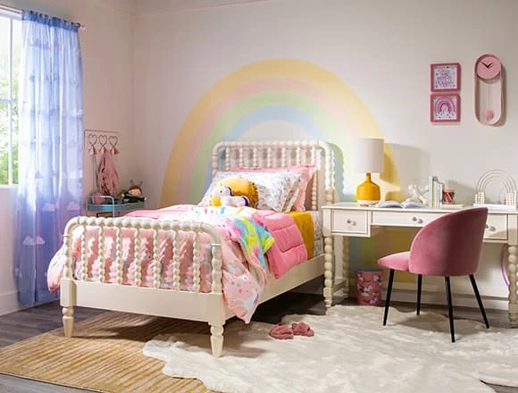 Traditional Kids Bedroom With 	Madison White Twin Spindle Panel Bed