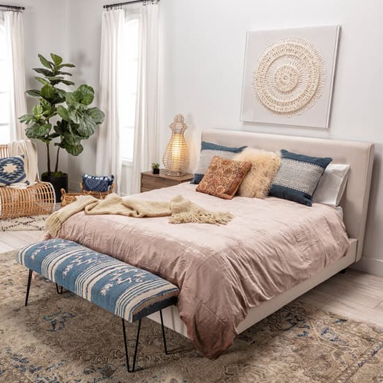 desconectado préstamo jugo 11 Boho Bedroom Décor Ideas for the Free Spirit | Living Spaces