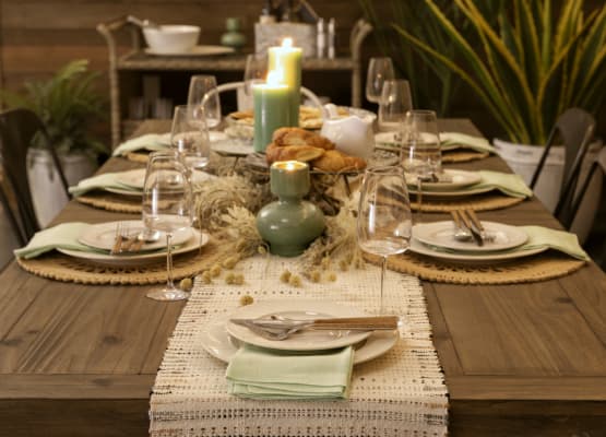 how to set a table for dinner parties
