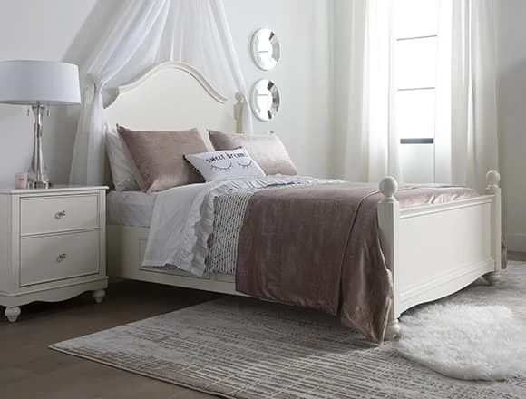 White Kids Bedroom with Madison White Full Poster Bed with 2 Side Storage