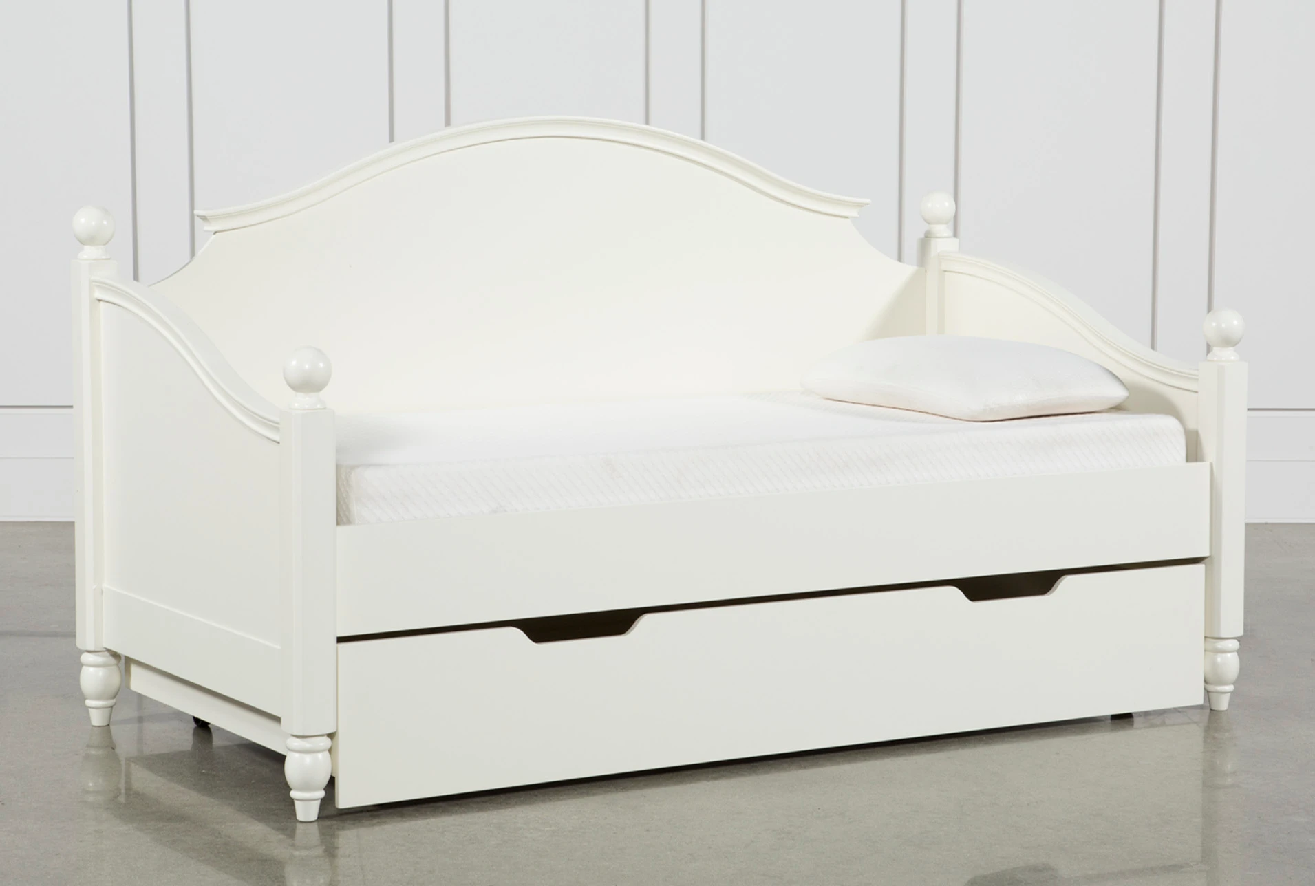 Madison White Twin Daybed With Trundle | Living Spaces