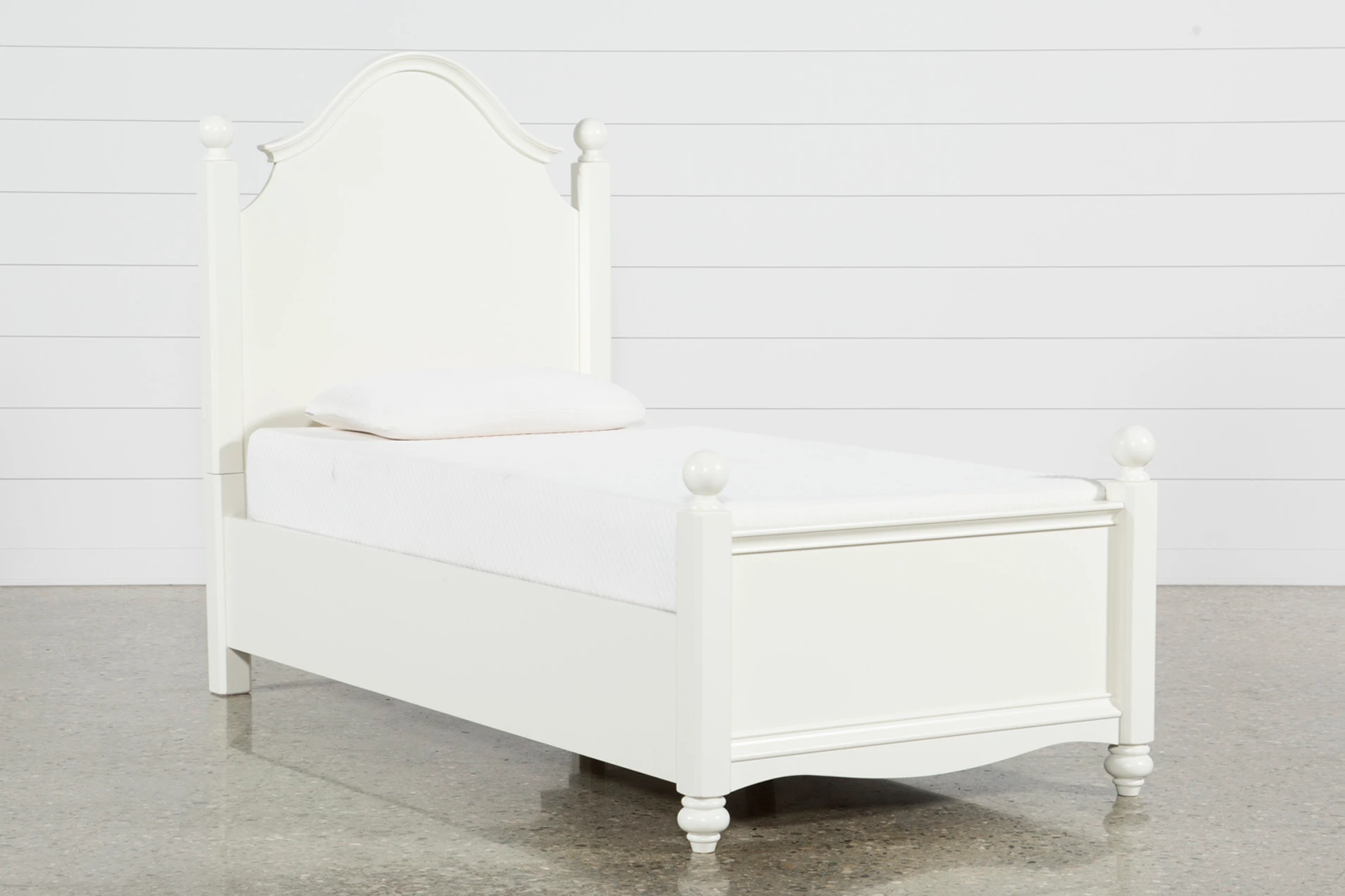 Madison White Twin Poster Bed Living, Colorworks White Twin Bed