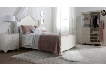 Madison White Twin Poster Bed With 2 Side Storage