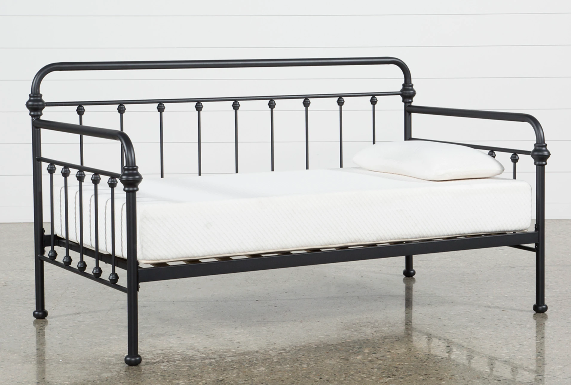 Knox Metal Twin Daybed Living Spaces