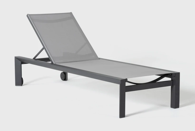 Ravelo Outdoor Chaise Lounge - 360