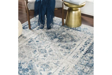 5'3"x5'3" Square Rug-Traditional Blue
