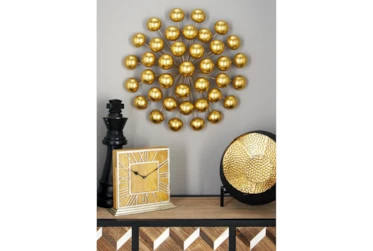 Round Gold 3D Metal Wall Decor