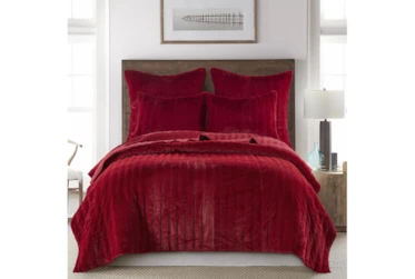 Full/Queen Quilt-Red Faux Fur
